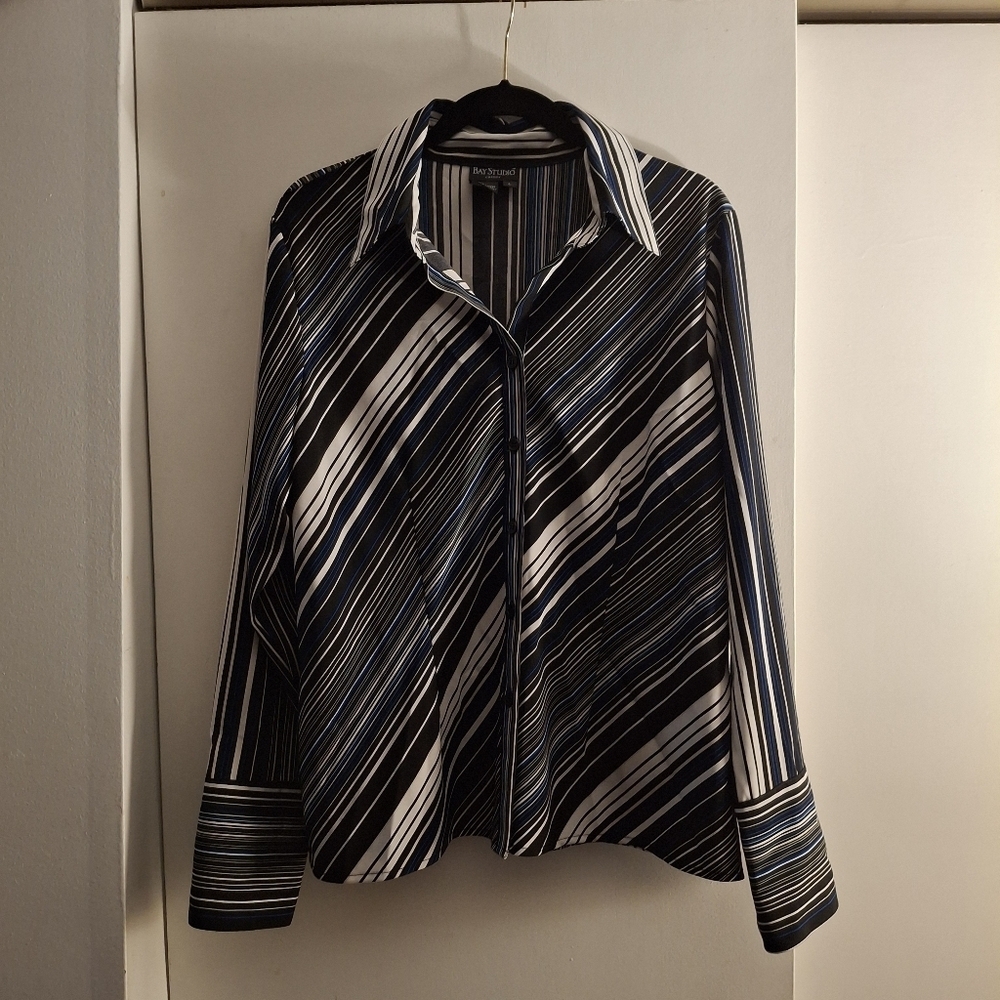Bay Studio Career Women's Black, White, and Blue Striped Button Down Shirt